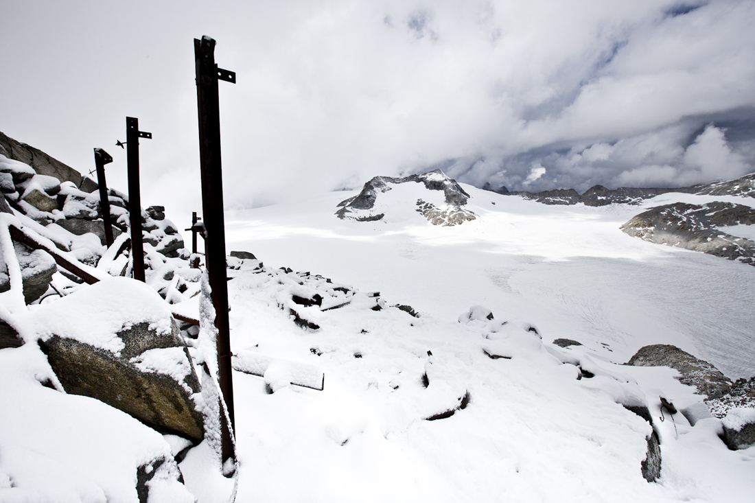 Adamello, remains of barracks at Cresta Croce