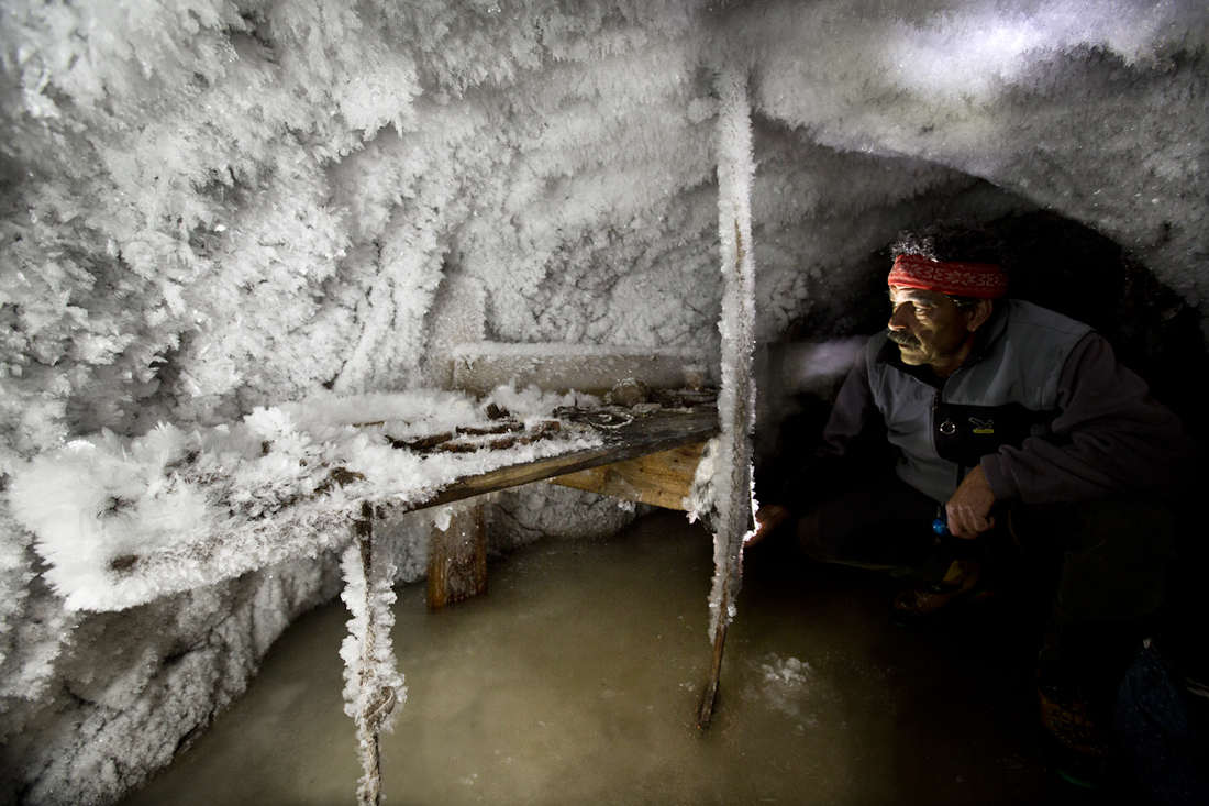 Marco Gramola in the infirmary room of Corno di Cavento tunnel