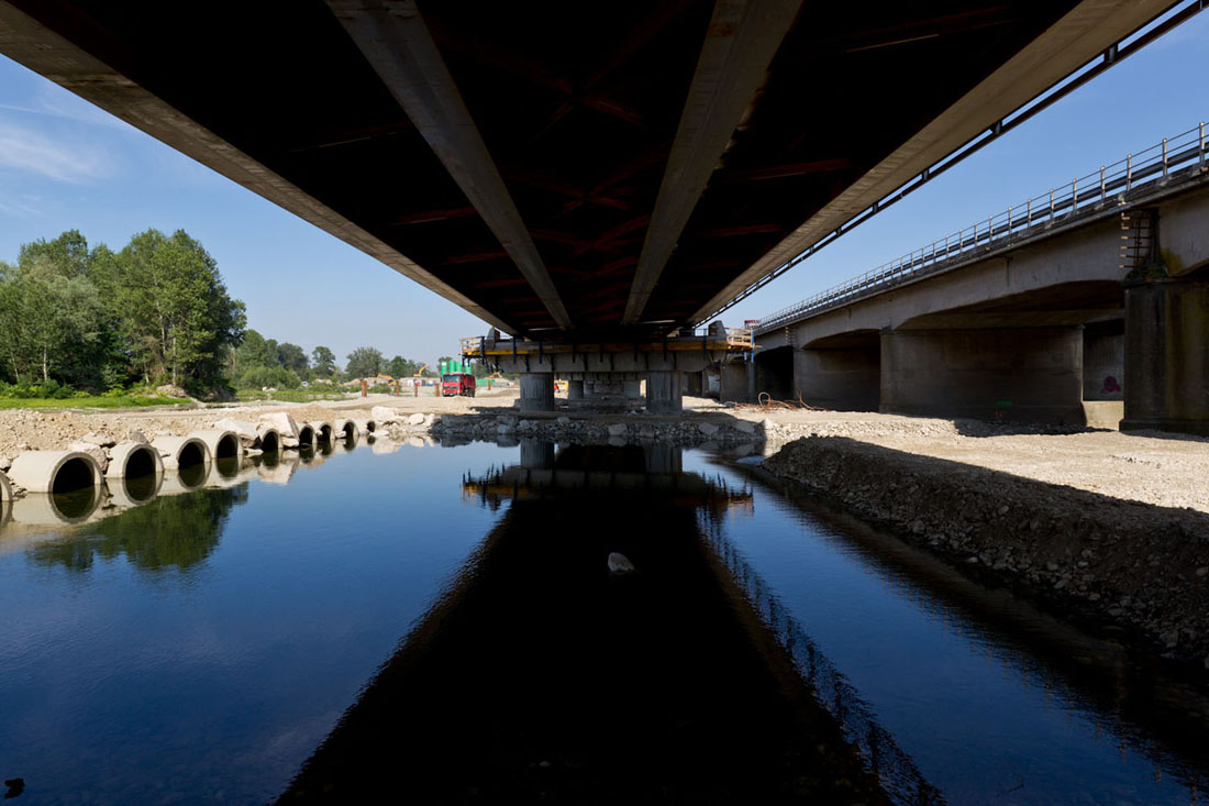 Highway bridge