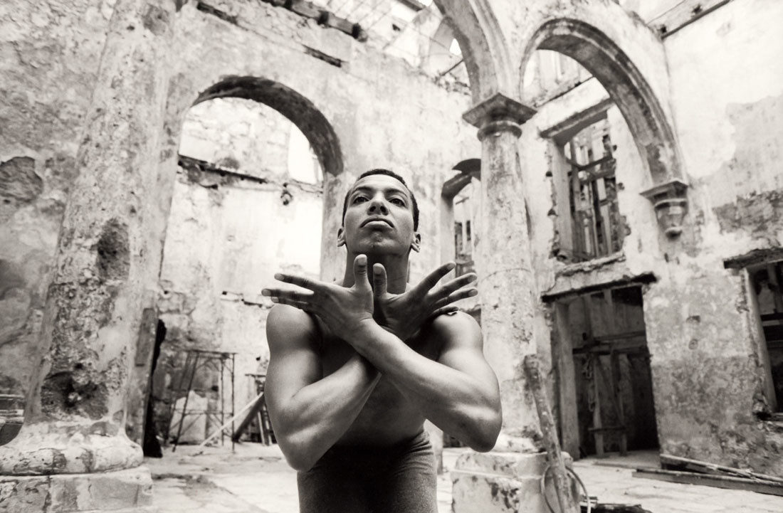 Dancer in Old Havana