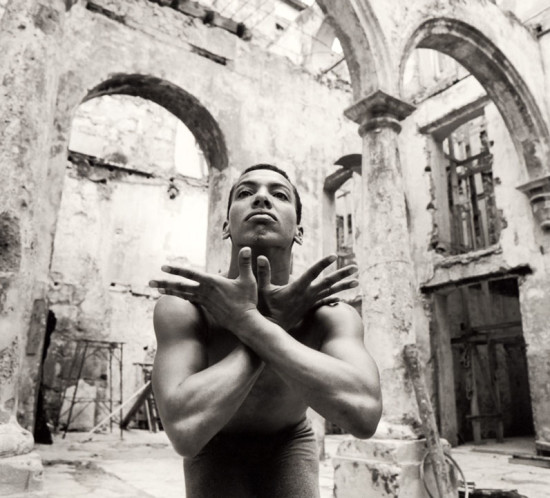 Dancer in Old Havana